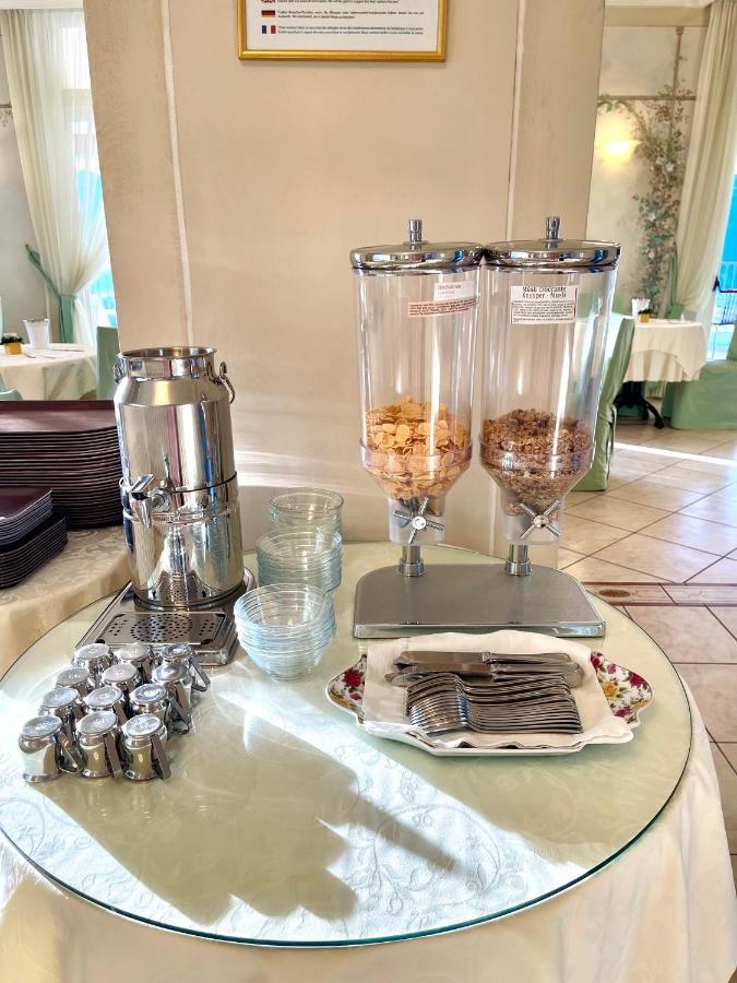 Hotel La Perla Tremezzo Ngoại thất bức ảnh